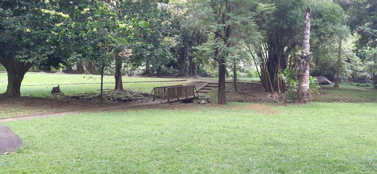Residence De L'Est Saint-Andre Ngoại thất bức ảnh